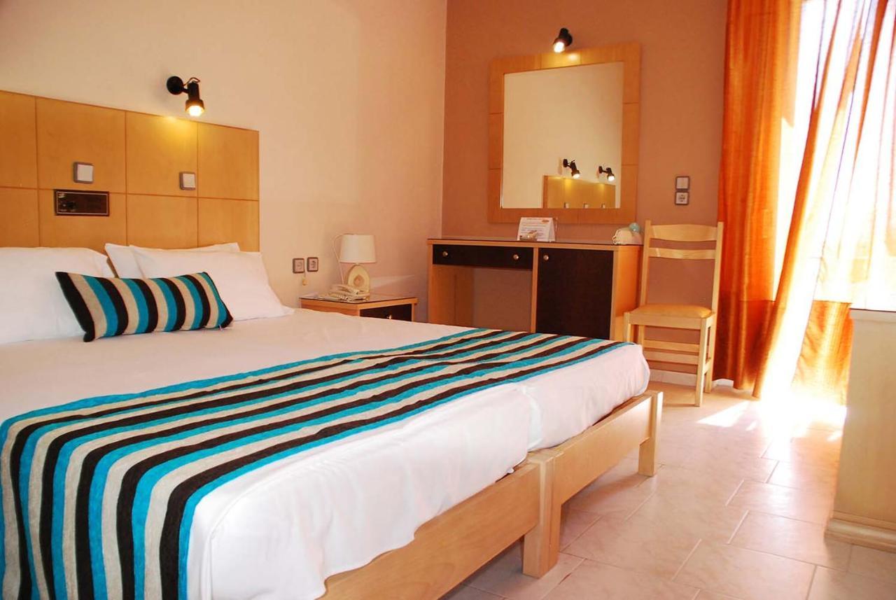 Ermioni Hotel Paralia Kourna エクステリア 写真