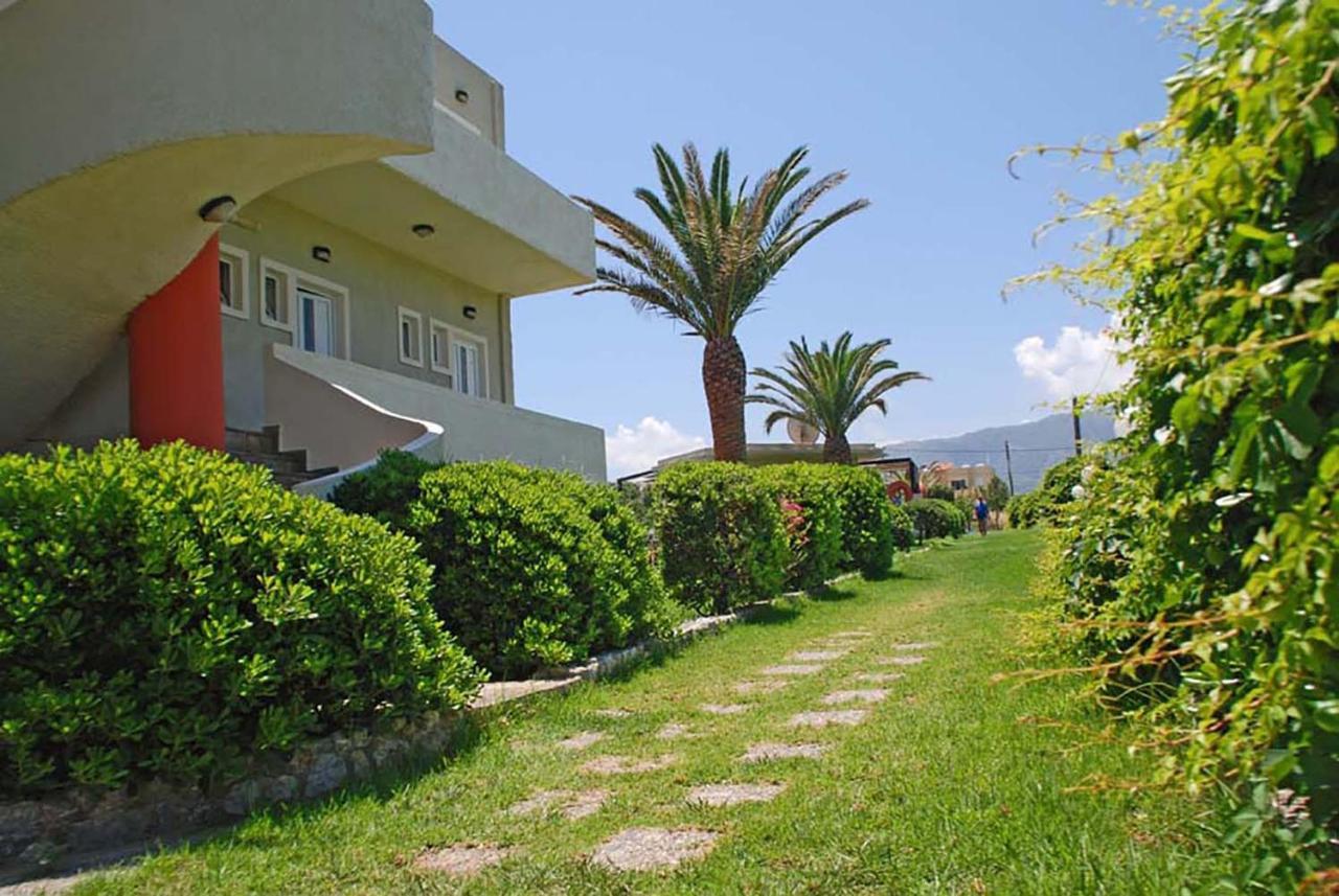 Ermioni Hotel Paralia Kourna エクステリア 写真