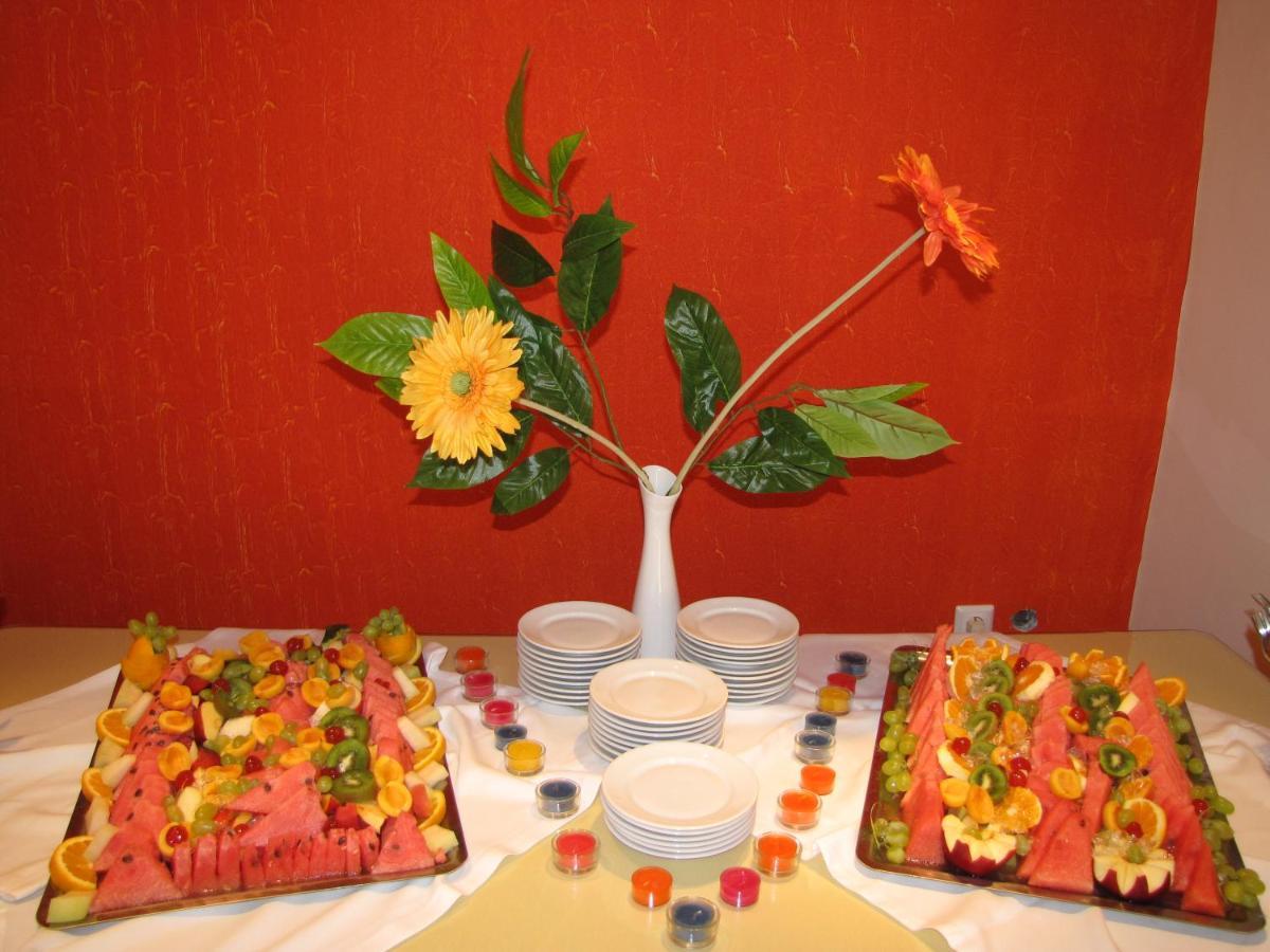 Ermioni Hotel Paralia Kourna エクステリア 写真